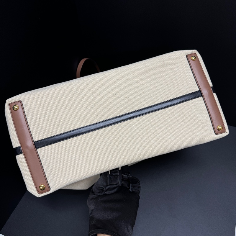 （全新品🆕） Burberry 巴寶莉 大號托特包 專櫃75000！-9