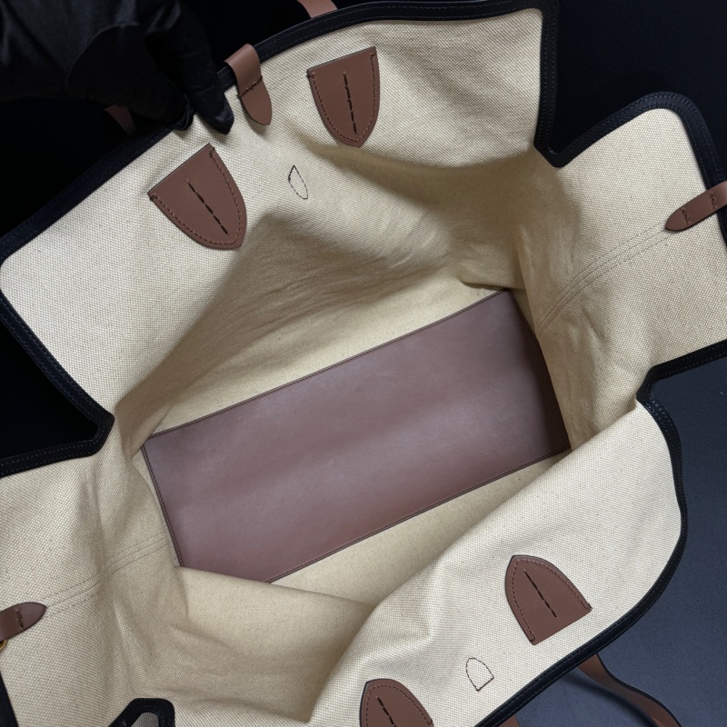 （全新品🆕） Burberry 巴寶莉 大號托特包 專櫃75000！-14
