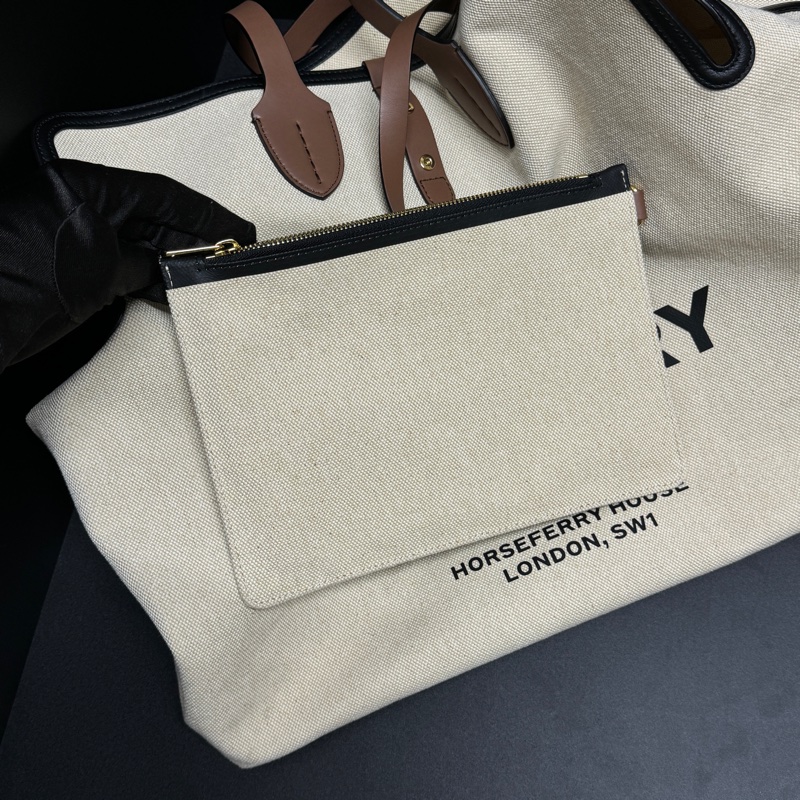 （全新品🆕） Burberry 巴寶莉 大號托特包 專櫃75000！-16