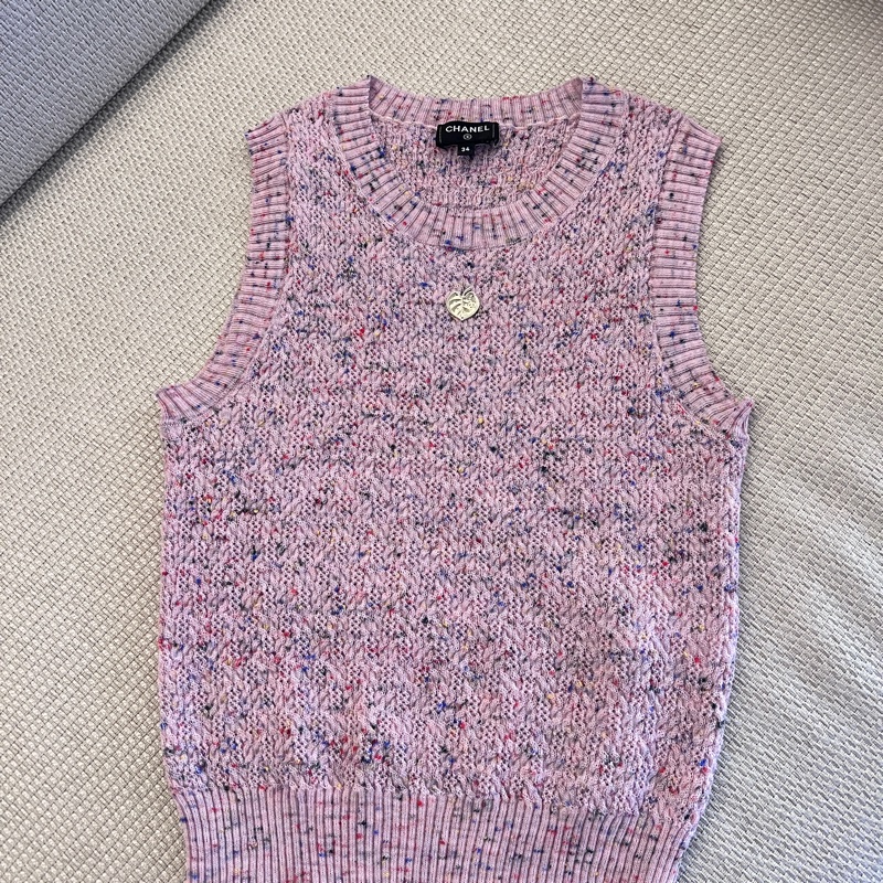 9.5新Chanel 粉色背心-4