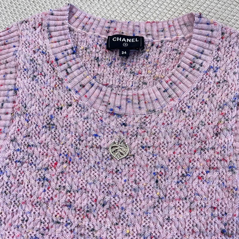 9.5新Chanel 粉色背心-5