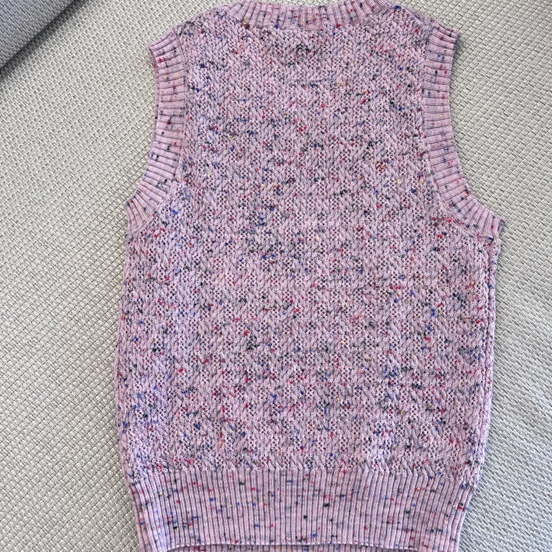 9.5新Chanel 粉色背心-8