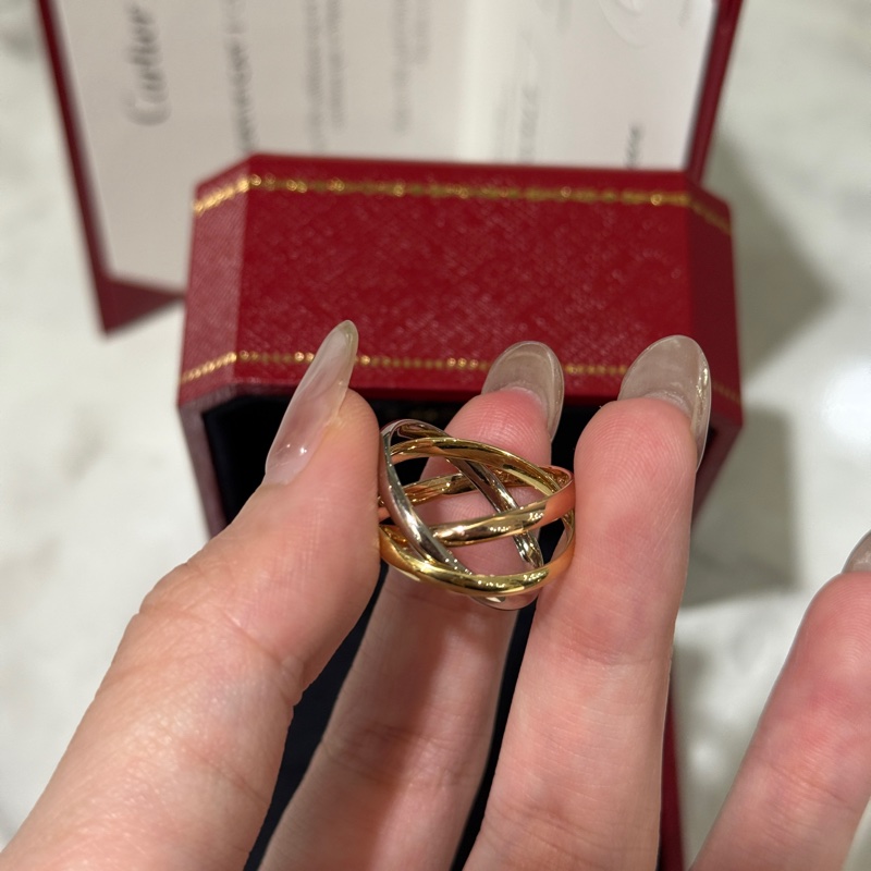 🌟今年7月保卡🌟Cartier 750 18K黃K玫瑰金白K Tririty小型款三環戒指B4235100-3