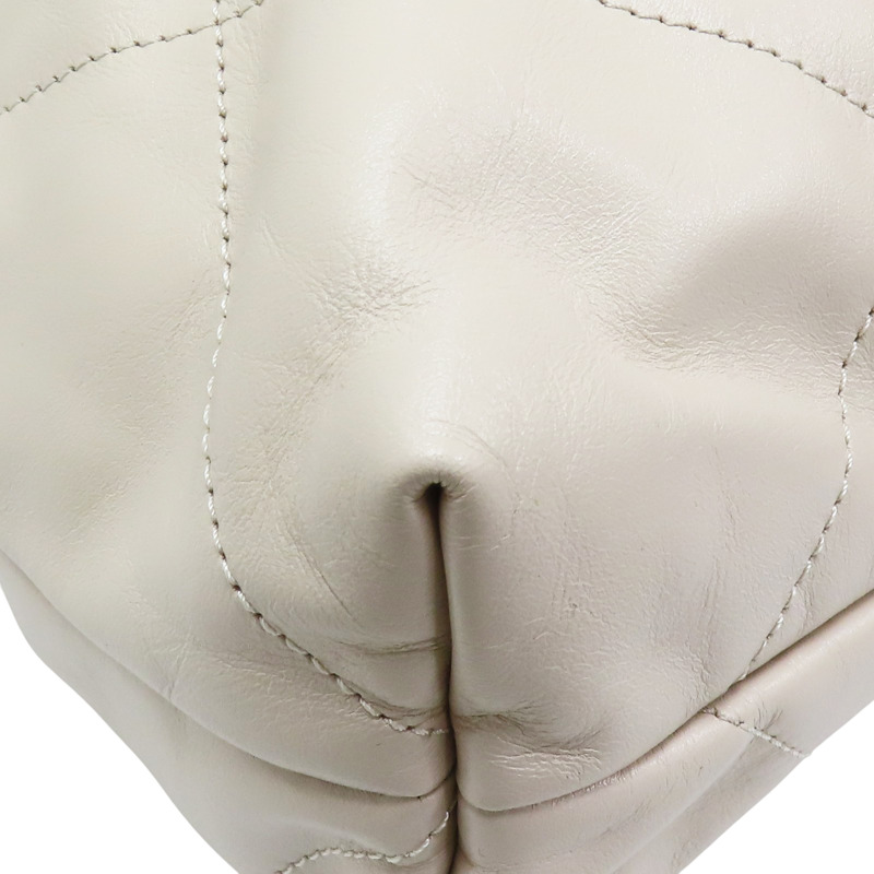 米白牛皮 22 中號 肩背包 銀扣 AS3261【CHANEL 香奈兒】 AS3261-11