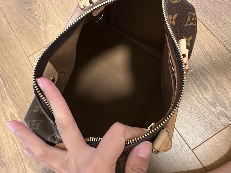 LV speedy25 近新-3