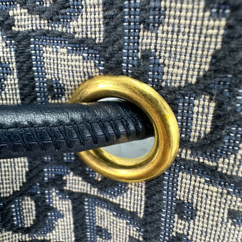 DIOR Nolita Medium Size 藍色緹花吊籃包-6
