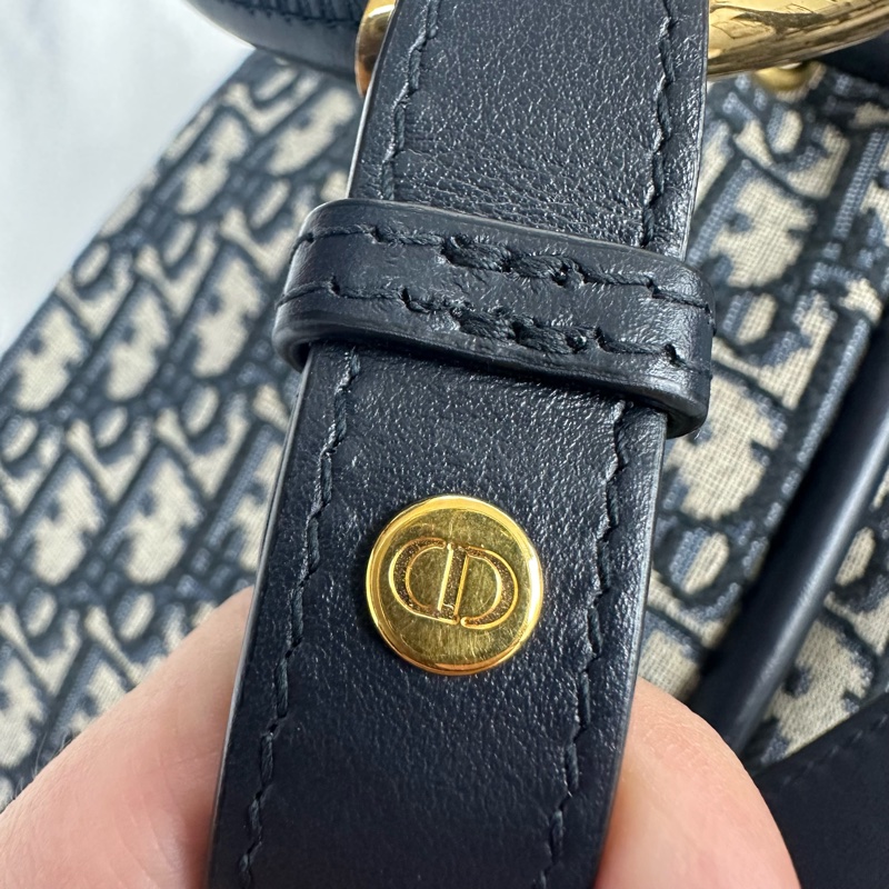 DIOR Nolita Medium Size 藍色緹花吊籃包-14