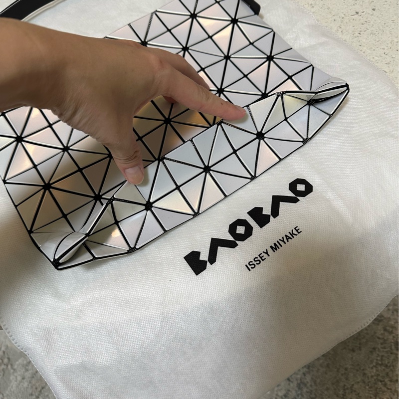 三宅一生Baobao baguette s新月包-8