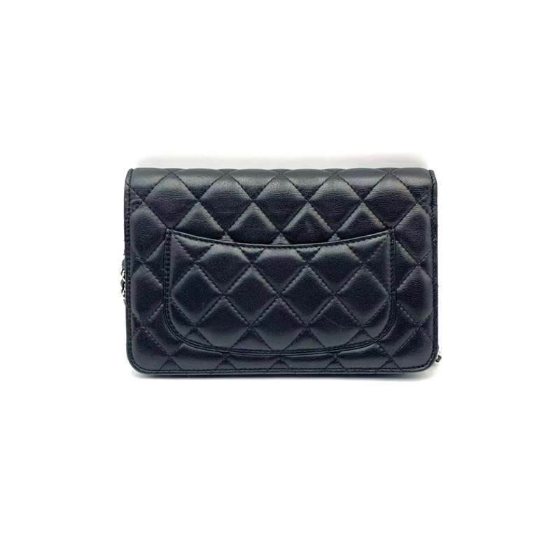 CHANEL WOC wallet in chain 黑色羊皮斜褙袋-1