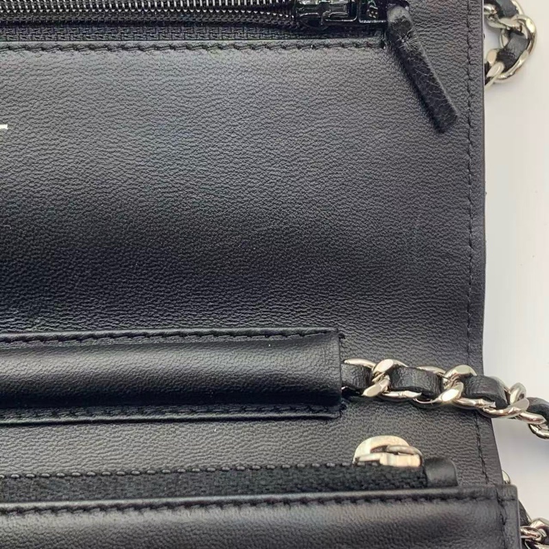 CHANEL WOC wallet in chain 黑色羊皮斜褙袋-14