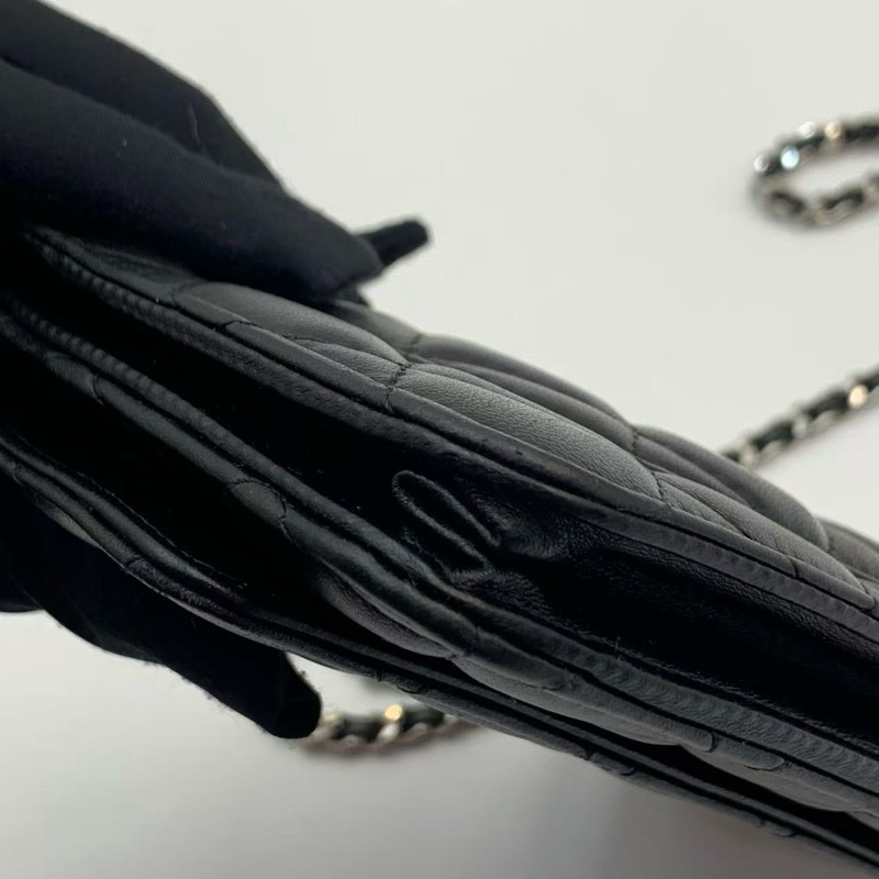 CHANEL WOC wallet in chain 黑色羊皮斜褙袋-17
