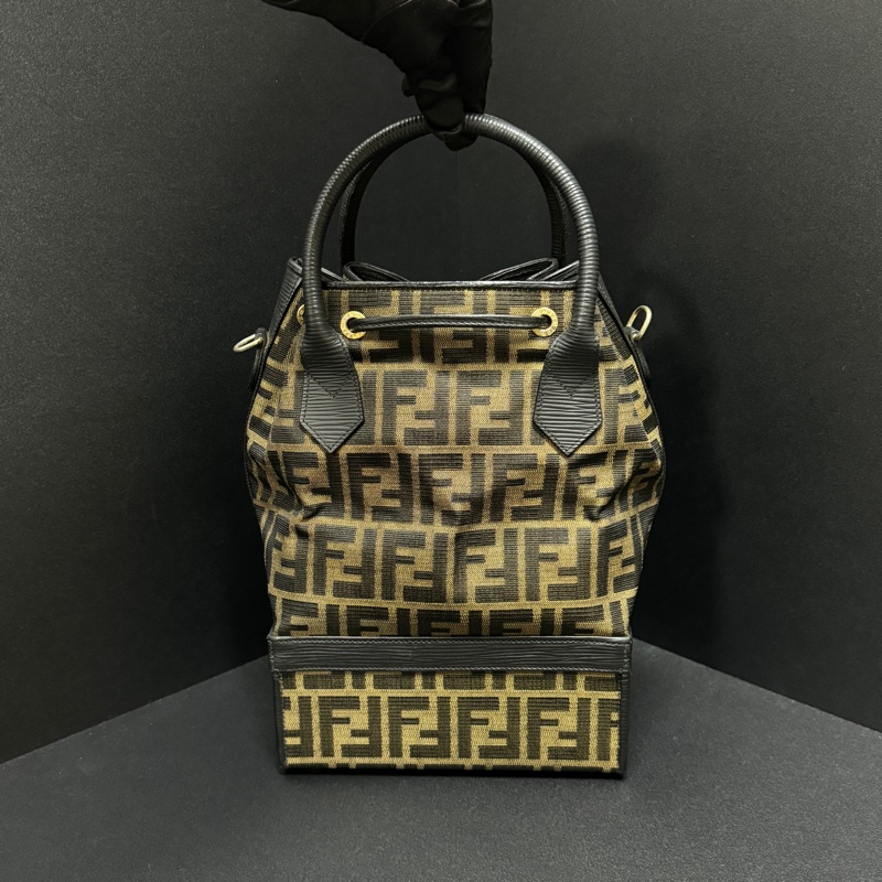 （極新｜限量絕版款🎁） FENDI 芬迪 限量逸品 斜背包 專櫃21萬！-11