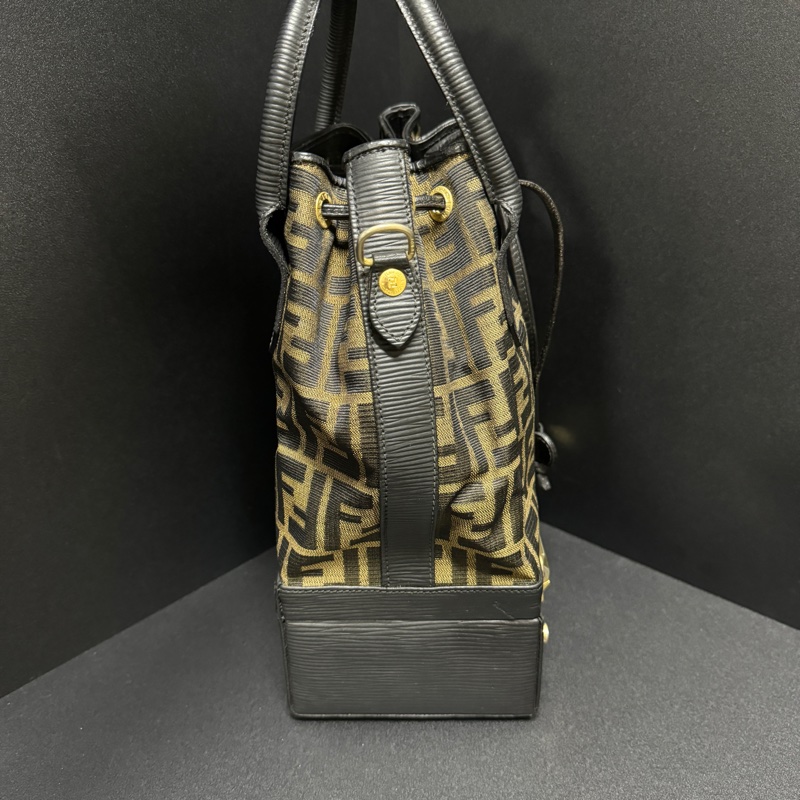 （極新｜限量絕版款🎁） FENDI 芬迪 限量逸品 斜背包 專櫃21萬！-18