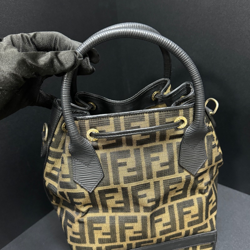 （極新｜限量絕版款🎁） FENDI 芬迪 限量逸品 斜背包 專櫃21萬！-20