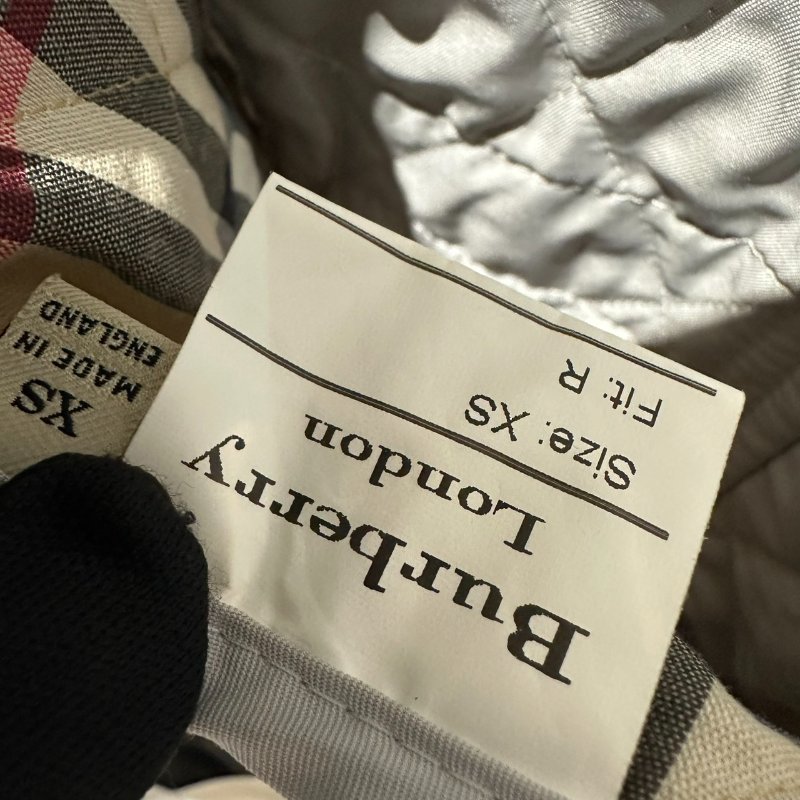 【美收精品】BURBERRY 灰色林格紋雙排扣外套 4-97【隔月月中將轉賣至日本 上架期限30天】-3