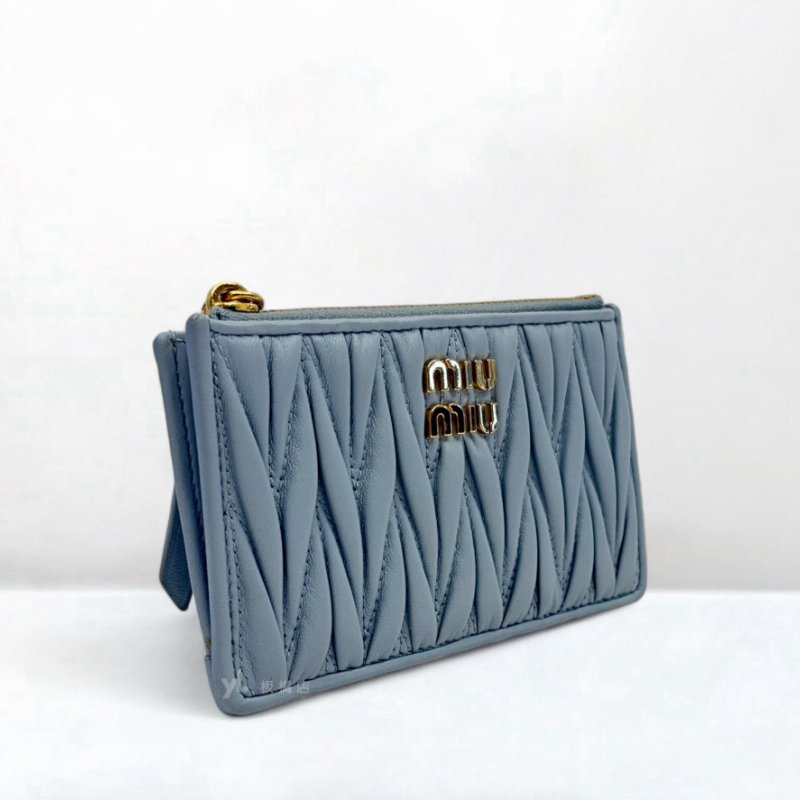 Miumiu卡包 Matelasse Nappa寶寶藍羊皮皺褶卡包-2