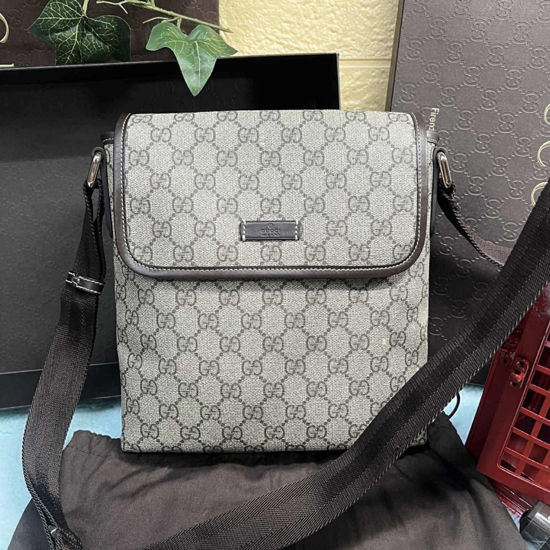 💥Gucci 防水 PVC 223666下蓋掀蓋磁釦 斜背包/郵差包(中性款)💥-35