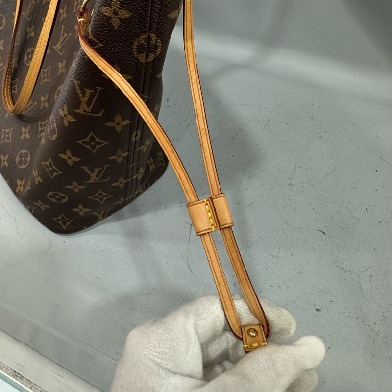 LV m46987 原花金釦neverfull 肩背包 MM-18
