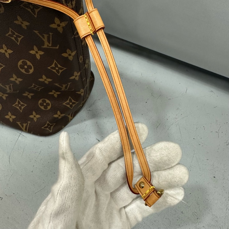 LV m46987 原花金釦neverfull 肩背包 MM-34