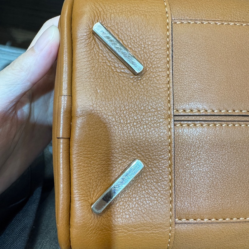 Loewe焦糖棕牛皮amazona 75手提側背包-11