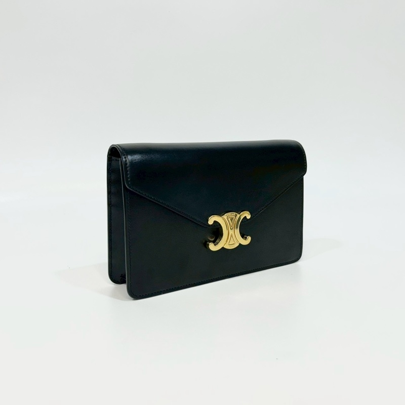 CELINE黑金牛皮凱旋MARGO下蓋信封側背包10L033DPV-7