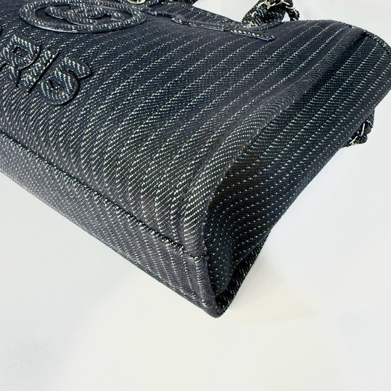 CHANEL深藍色白線帆布淡金鍊沙灘包AS3351-10