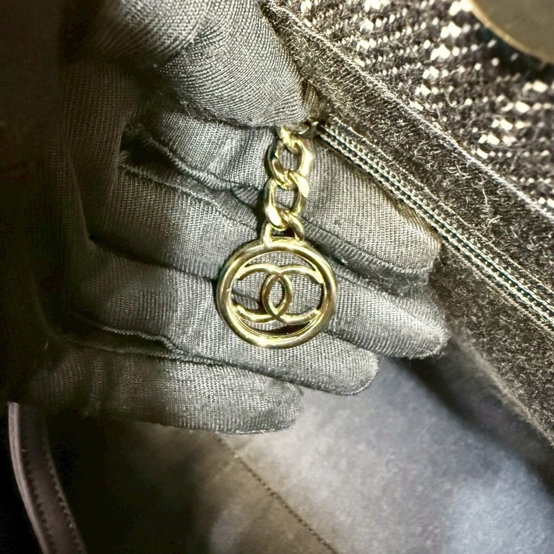 CHANEL深藍色白線帆布淡金鍊沙灘包AS3351-24