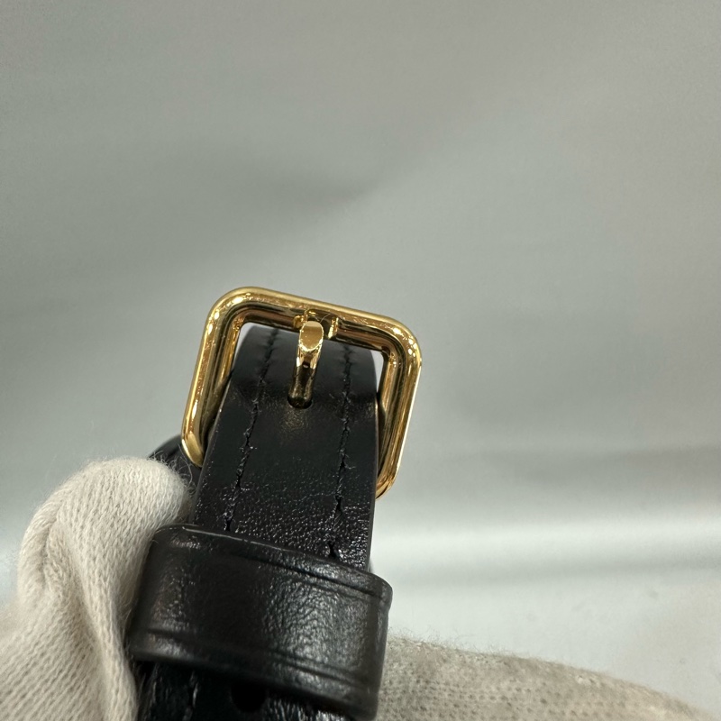 LV m12143 黑色牛皮金鏈斜背包 Wallet On Chain Capucines-55
