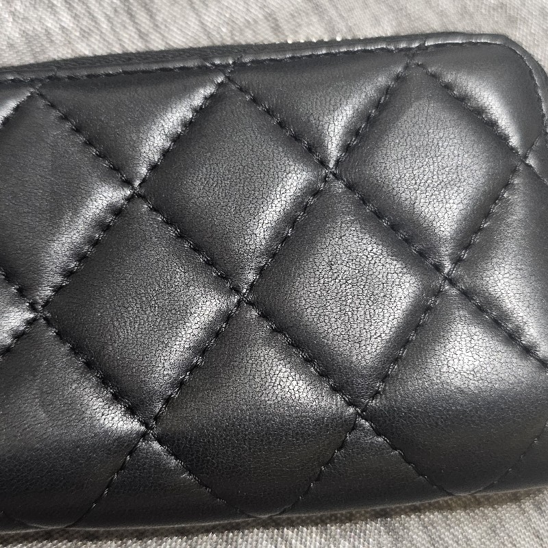 Chanel 經典荔枝紋牛皮銀扣ㄇ型拉鍊零錢包-6