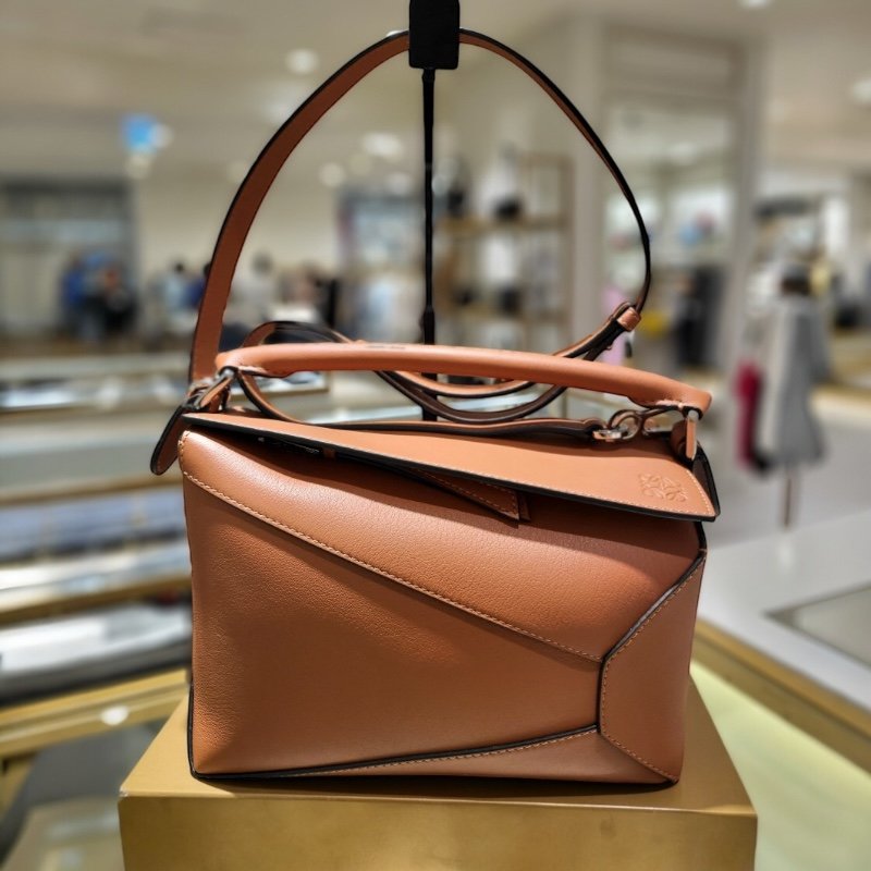 🎉新品好折扣✨Loewe 小款經典小牛皮 Puzzle 包 焦糖色-12