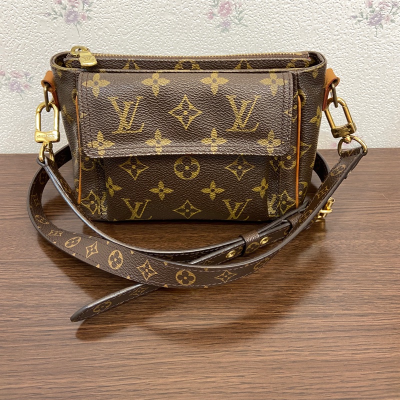 LOUIS VUITTON M51165原花VIVA CITE 小豆腐包 斜背包 vintage 經典款 二手精品-0
