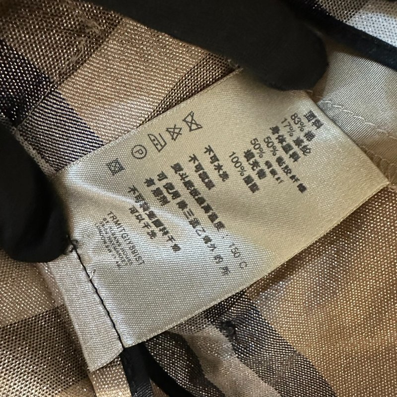 【美收精品】BURBERRY 亮粉格紋外套 4-102【隔月月中將轉賣至日本 上架期限30天】-7