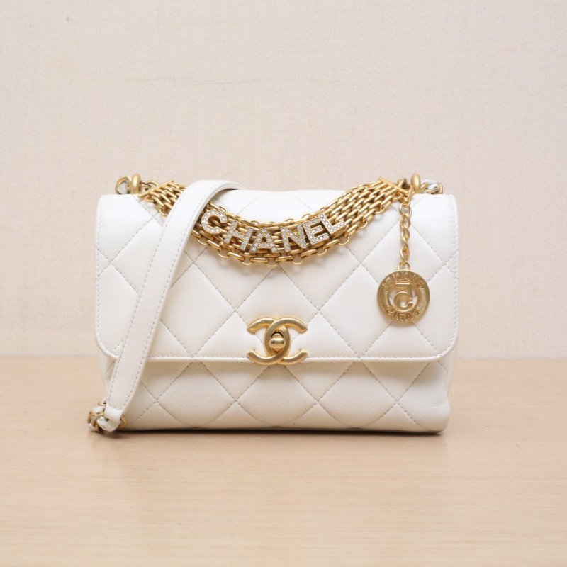 CHANEL 22S口蓋包21白色羊皮晶片開金扣水鑽LOGO多鏈條肩背包-3