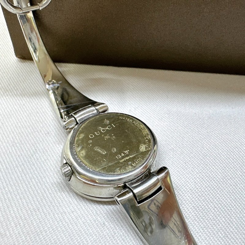 GUCCI Guccissima黑盤石英腕錶-7