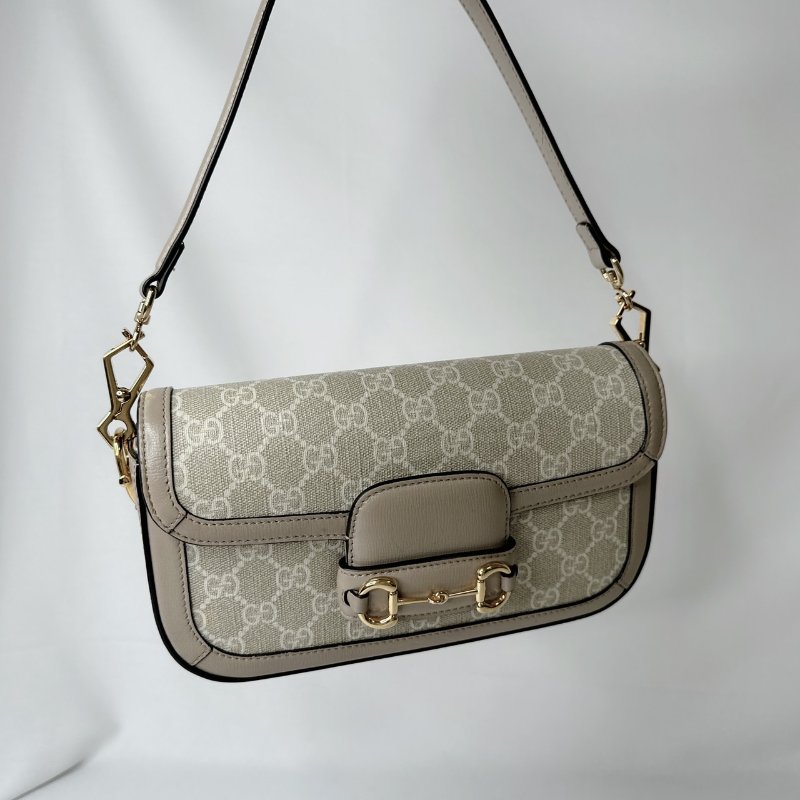 GUCCI Horsebit 1955燕麥色法棍包-2