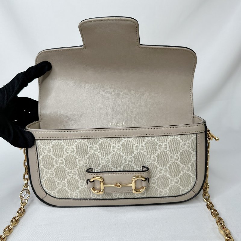 GUCCI Horsebit 1955燕麥色法棍包-7
