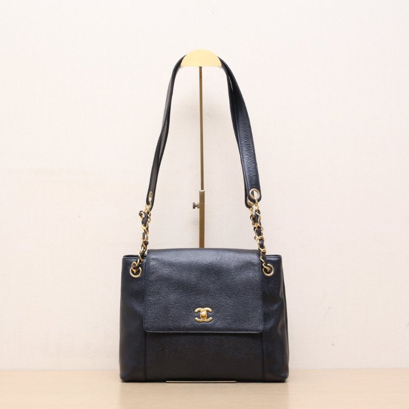 CHANEL 中古書包扣奶粉包黑色荔枝牛皮4開金扣肩背包-1