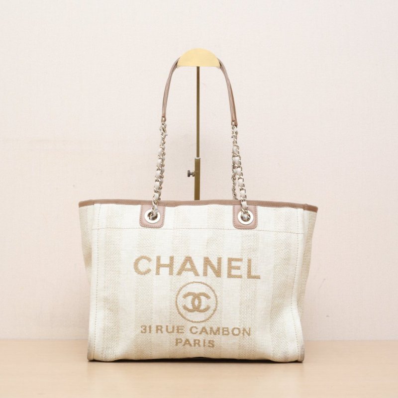 CHANEL 沙灘包購物包中號米駝色草編29開金扣肩背包-1