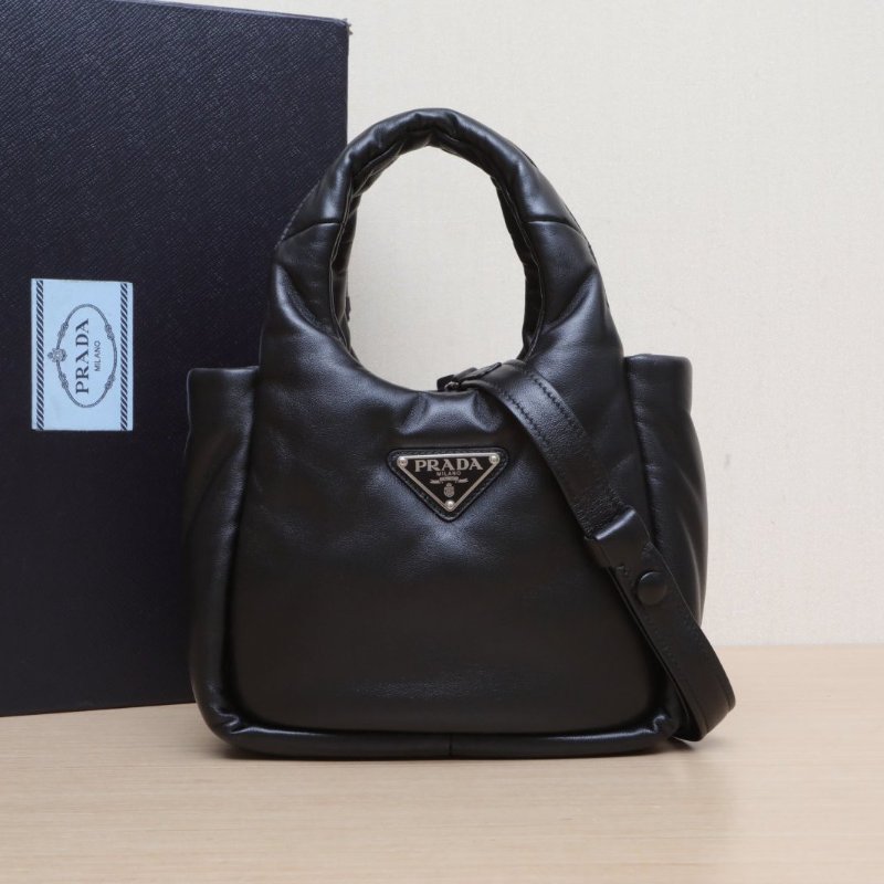 PRADA 黑色羊皮銀扣新款softhobo菜籃子斜挎包肩背包-2