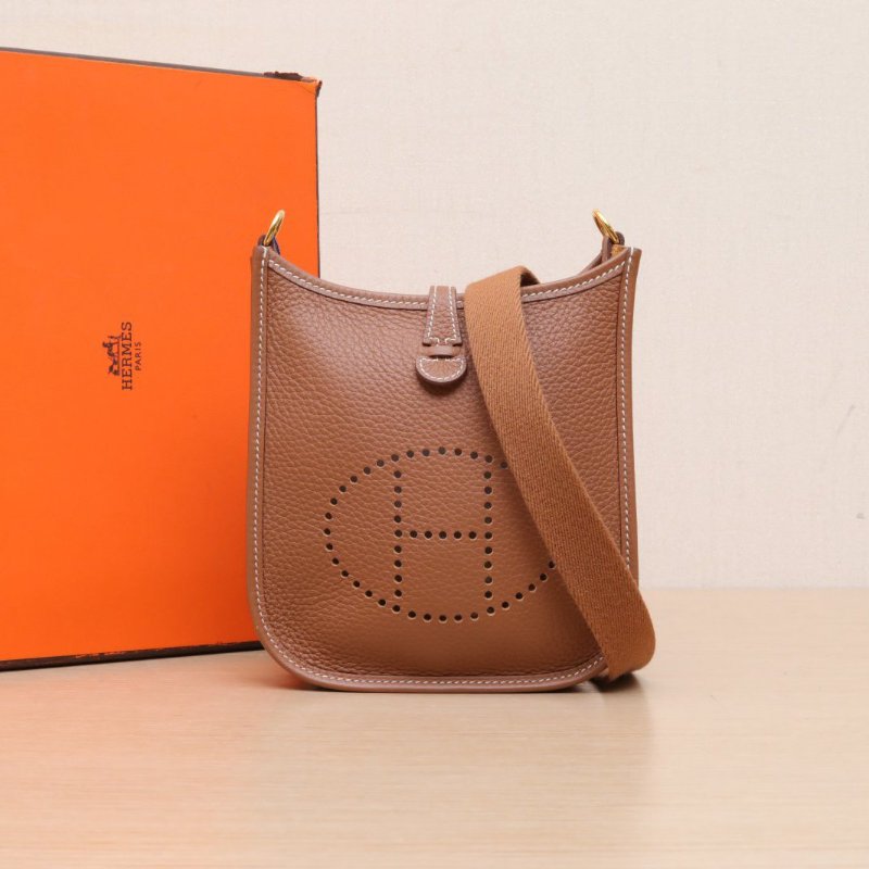 HERMES EvelyneMini1637金棕色TC皮W刻金扣肩背包-2