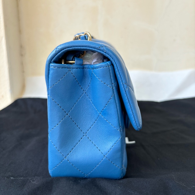 CHANEL CF20小羊皮淡金釦、藍色miniCOCO鏈條包-4