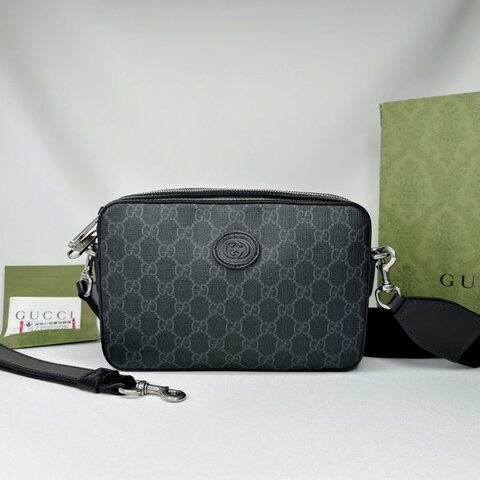 GUCCI Interlocking G斜背包