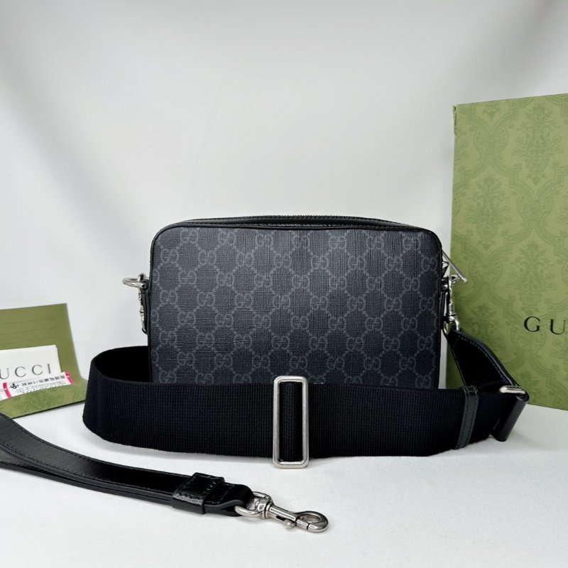 GUCCI Interlocking G斜背包-1