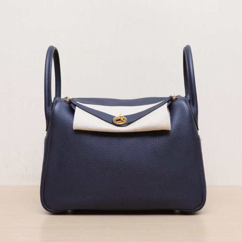 HERMES Lindy302Z午夜藍TC皮A刻金扣肩背包-1