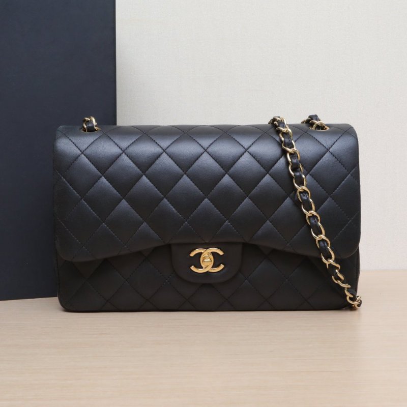 CHANEL CF口蓋包JUMBO30黑色羊皮15開金扣肩背包-2