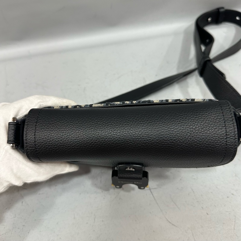 Dior 2ADCA435 老花牛皮黑釦馬鞍斜背包Mini Saddle-14