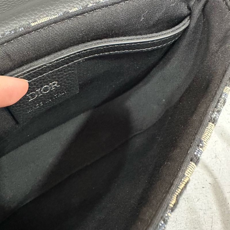 Dior 2ADCA435 老花牛皮黑釦馬鞍斜背包Mini Saddle-22