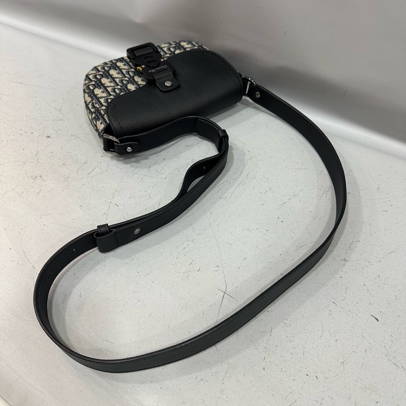 Dior 2ADCA435 老花牛皮黑釦馬鞍斜背包Mini Saddle-30
