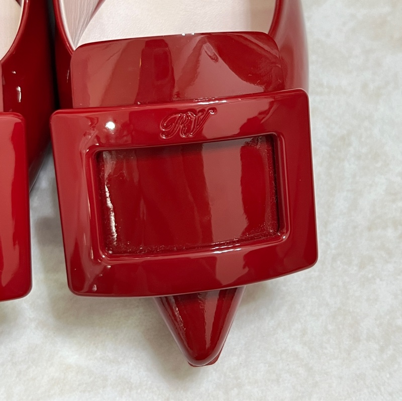 Roger vivier 漆皮方釦紅色低跟鞋-2
