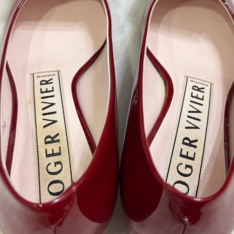 Roger vivier 漆皮方釦紅色低跟鞋-6
